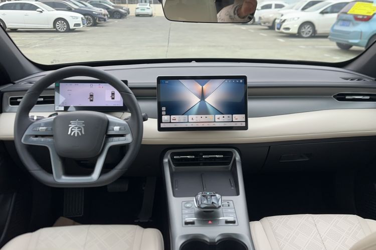 Used BYD Qin PLUS 2025 DM-i Smart Drive 120KM Superior Model