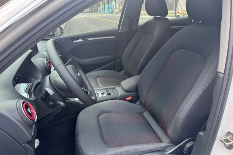 Used Audi A3 2020 Restyled Sportback 35 TFSI Entry-Level China VI Emission Standard
