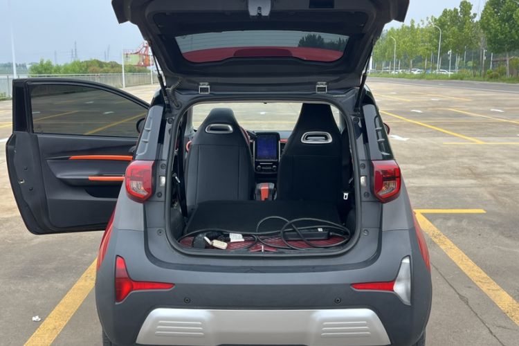 Used Chery Little Ant 2021 200 000-Yuan Ant Fan Edition Talent Version NMC Battery 408 km续航
