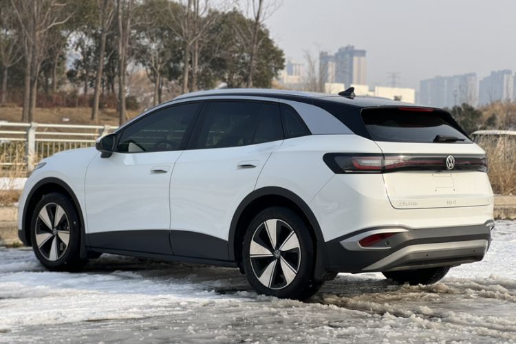 Used Volkswagen ID.4 X 2025 Smart Version Pure & Intelligent Enjoyment Edition
