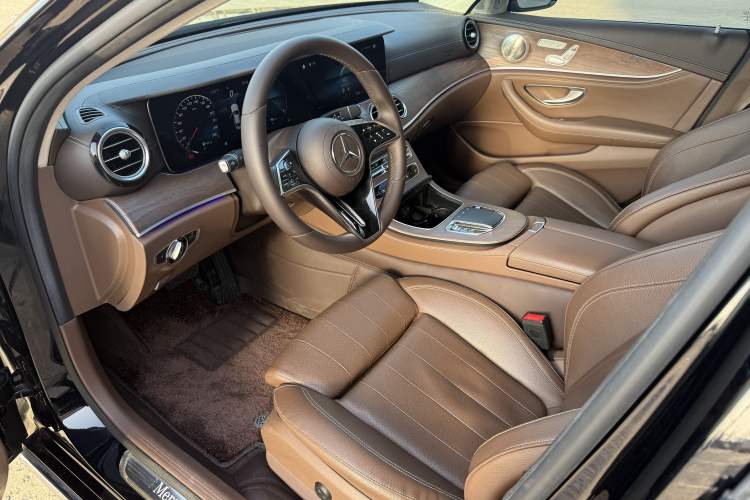 Used Mercedes-Benz E-Class New Energy 2022 Facelift E 350 e L Plug-in Hybrid Sedan
