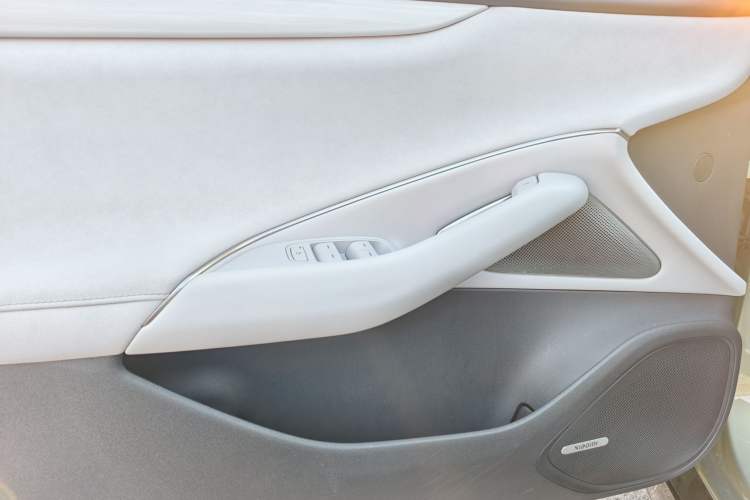 Used  SU7 2024 Rear-Drive Ultra-Long Range Advanced Pro-Level Intelligent Driving Version