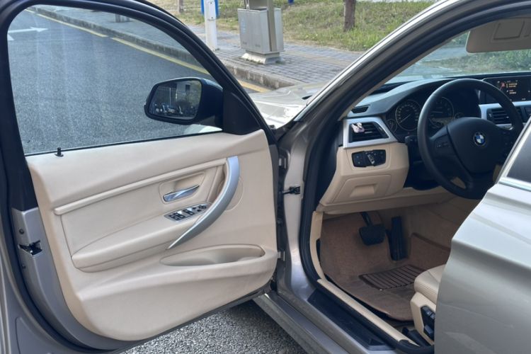 Used BMW 3 Series 2015 320Li Luxury Edition Fashion Model
