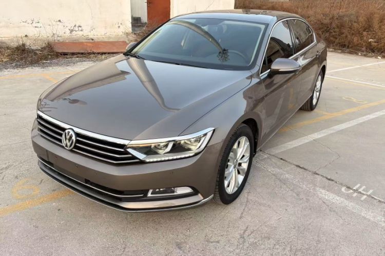 Used Volkswagen Magotan 2018 330TSI DSG Luxury Model