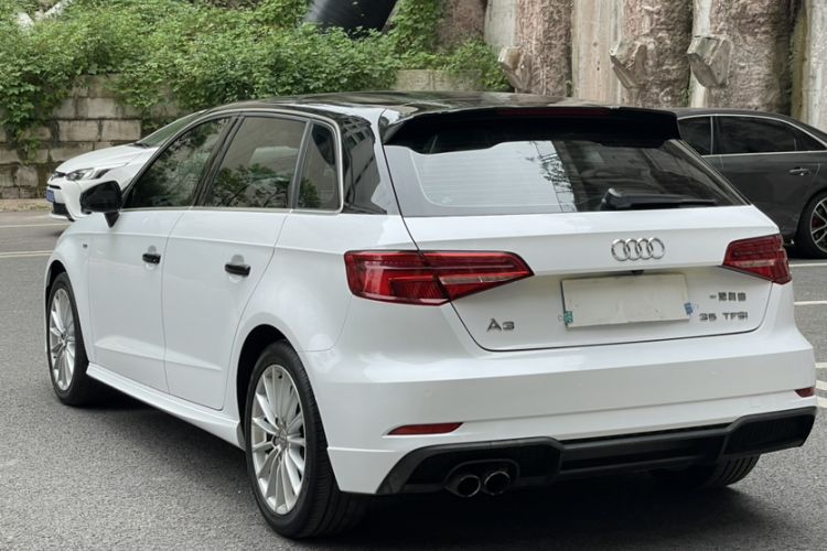 Used Audi A3 2017 Sportback 35 TFSI Fashion Model
