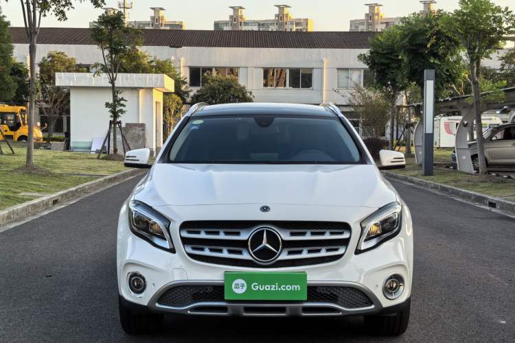 Used Mercedes-Benz GLA 2017 GLA 220 4MATIC Fashion Model