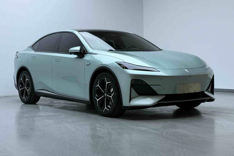 Used  SL03 2023 200Max Range-Extended Version
