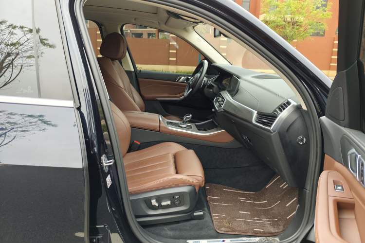 Used BMW X5 2020 xDrive30i M Sport Package
