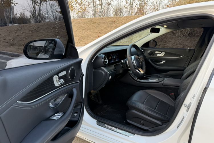 Used Mercedes-Benz E-Class 2019 Restyled E 300 L Sporty and Stylish Edition