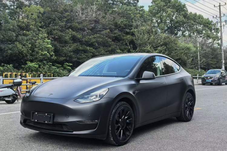 Used Tesla Model Y 2021 Long-Range All-Wheel-Drive Version 3D7
