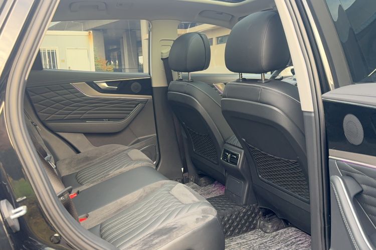 Used Hongqi HS5 2022 Revised Version 2.0T Smart Connect Flagship Edition
