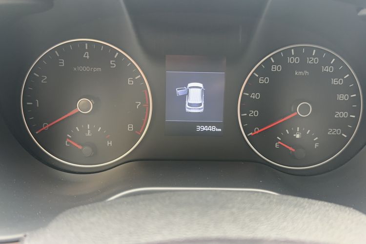 Used Kia KX Cross 2017 1.4L AT GLS
