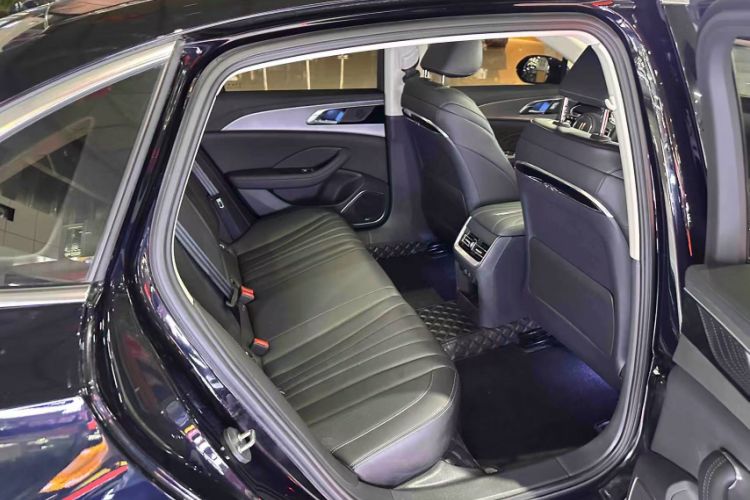 Used Hongqi H5 2023 2.0T Automatic Smart Connect Flagship Edition
