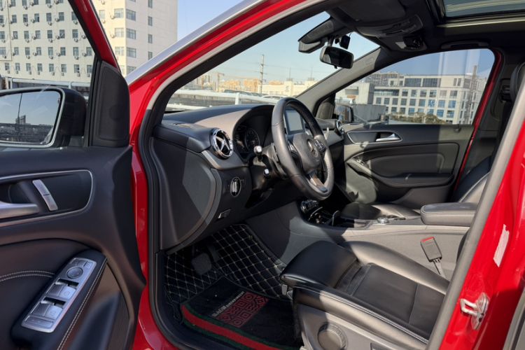 Used Mercedes-Benz B-Class 2015 B 200 Sport Edition
