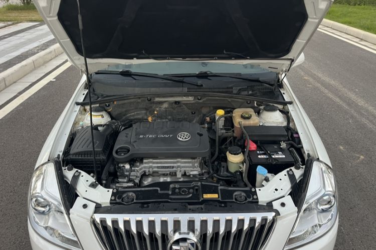 Used Buick Excelle 2015 1.5L Automatic Classic Model
