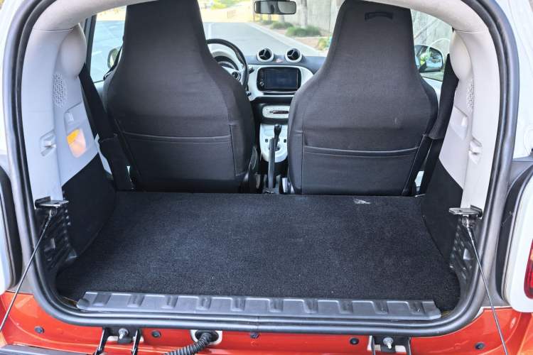 Used  fortwo 2015 1.0L 52 kW Hardtop Passion Edition
