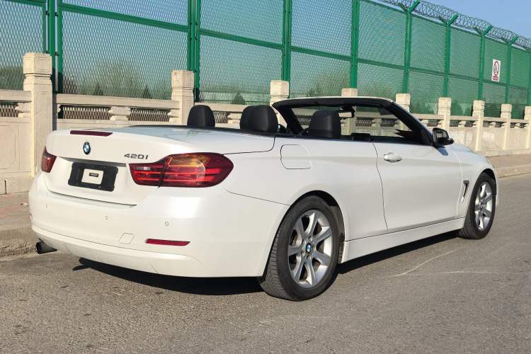 Used BMW 4 Series 2014 420i Convertible Fashion Model
