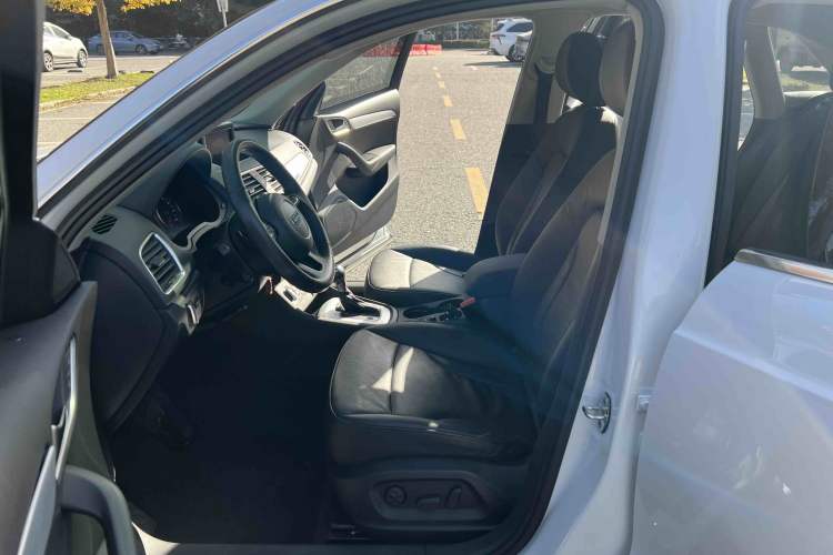 Used Audi Q3 2012 35 TFSI quattro Comfort Model
