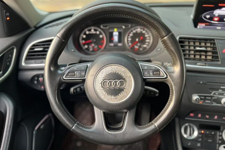 Used Audi Q3 2015 35 TFSI quattro Luxury Edition