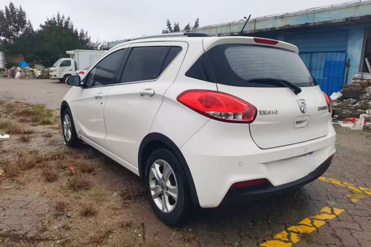 Used Baojun 310 2016 1.2L Manual Luxury Model