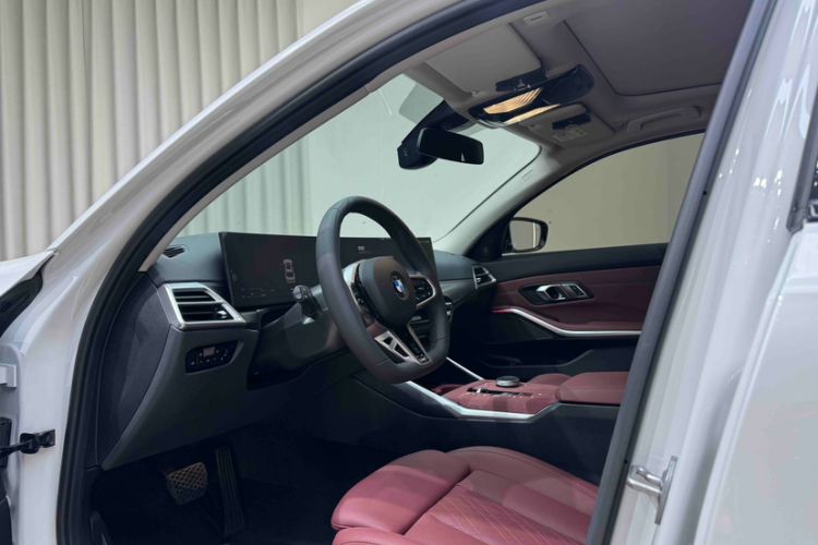 Used BMW 3 Series 2025 330Li M Sport Shadowline Package
