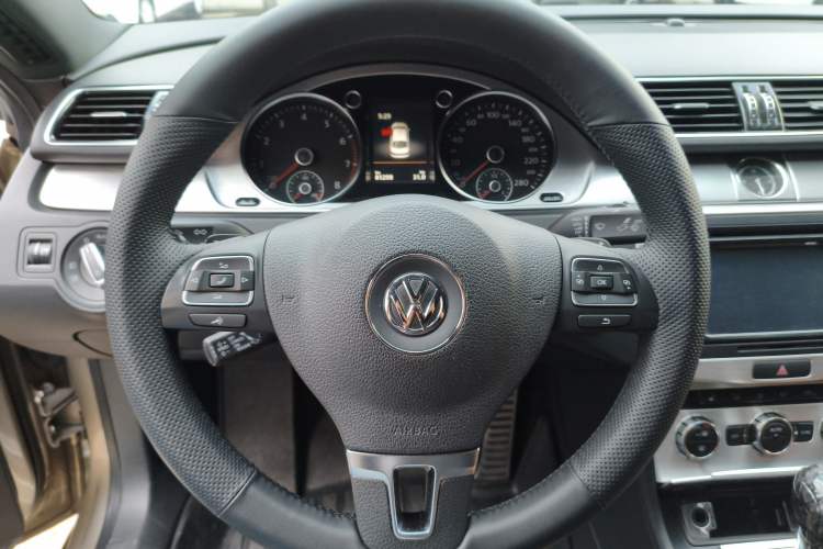 Used Volkswagen FAW-Volkswagen CC 2016 2.0 TSI Luxury Model
