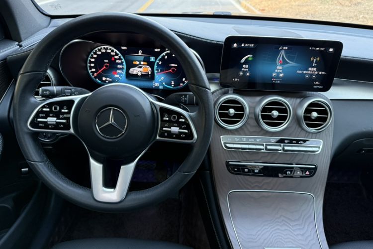 Used Mercedes-Benz GLC 2021 GLC 260 L 4MATIC Luxury Model
