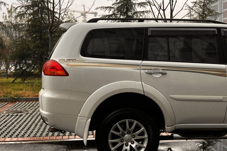 Used Mitsubishi Pajero Sport 2013 3.0L Automatic 4x4 Executive Edition
