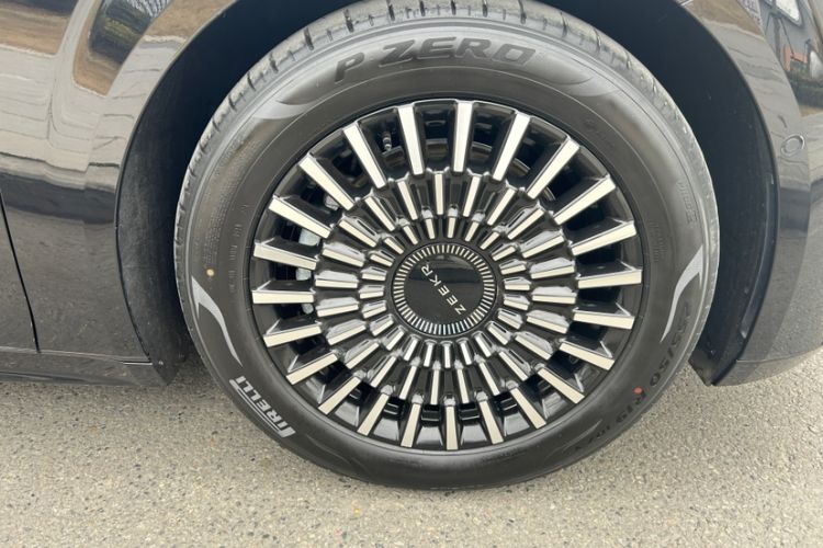 Used Zeekr 009 2022 WE Edition