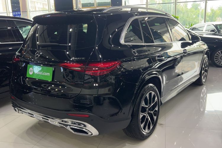 Used Mercedes-Benz GLC 2024 GLC 260 L 4MATIC Luxury Model 5 Seats
