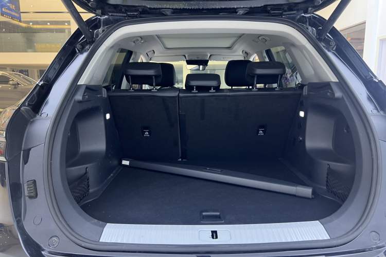 Used Hongqi HS5 2023 2.0T Qixiang Pro Edition
