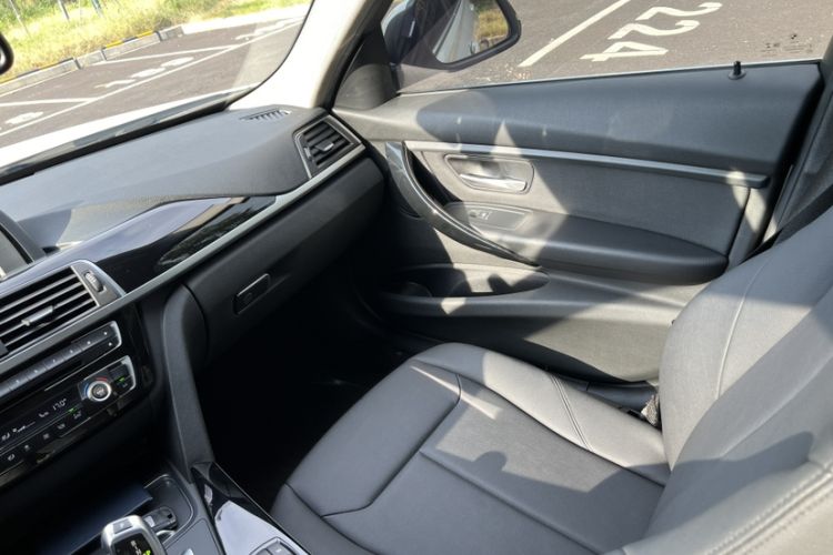 Used BMW 3 Series 2017 320Li Fashion Model