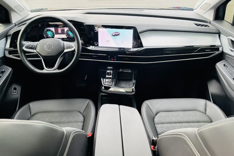 Used Volkswagen Talagon 2024 380TSI All-Wheel Drive Luxury Prestige Pro 6-Seater
