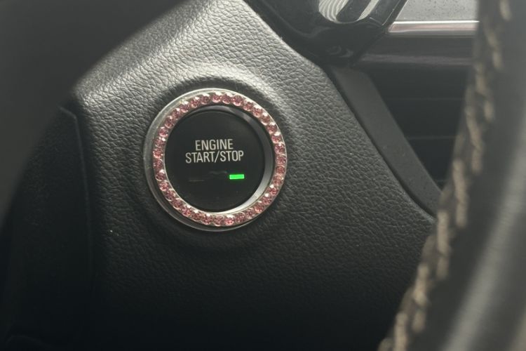 Used Buick Envision 2016 20T Two-Wheel-Drive Elite Model
