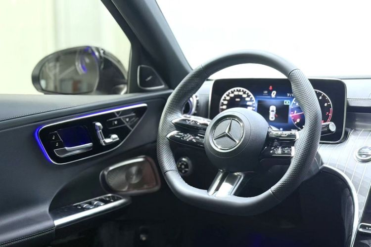 Used Mercedes-Benz C-Class 2024 C 260 L Brilliant Night Sports Edition
