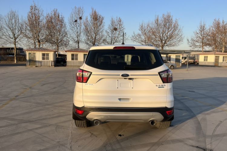 Used Ford Kuga 2018 EcoBoost 180 Two-Wheel-Drive Platinum Edition