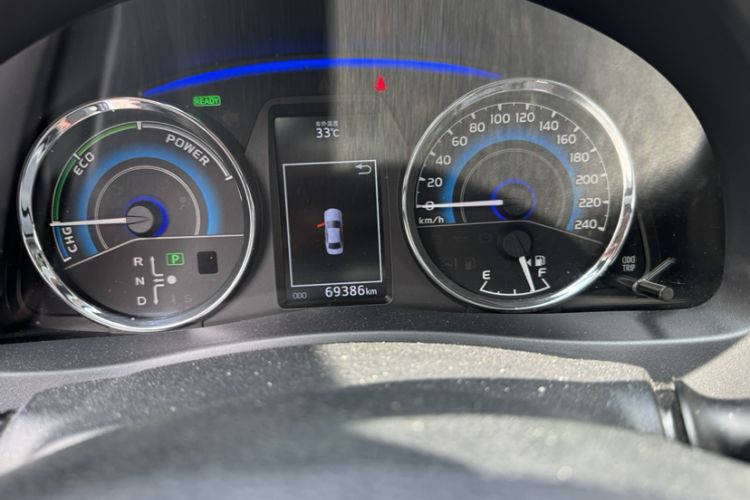 Used Toyota Corolla 2018 Dual-Engine 1.8L E-CVT Smart Edition
