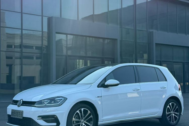 Used Volkswagen Golf 2018 280TSI Automatic R-Line Model
