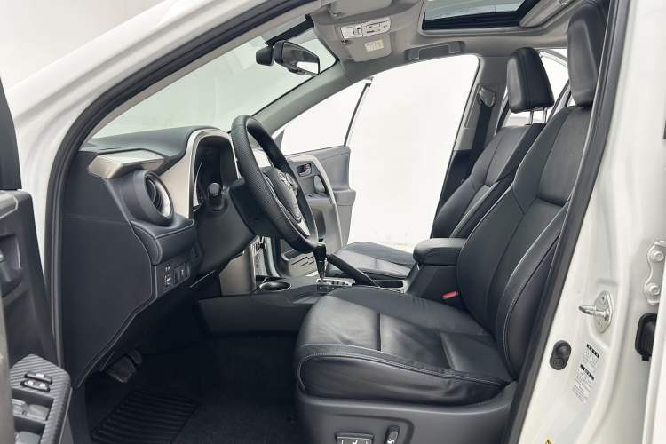 Used Toyota RAV4 2013 2.5L Automatic 4x4 Elite Edition
