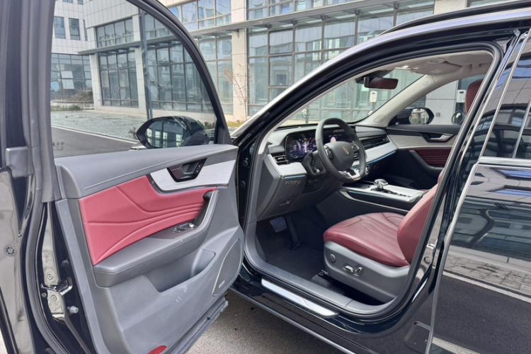 Used Hongqi HS5 2025 2.0T Two-Wheel-Drive Xuan Ying Edition