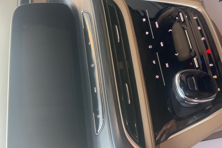 Used Buick GL8 2020 ES Land Cruiser 653T Luxury Edition
