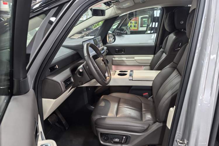 Used Li Auto MEGA 2024 Ultra Model