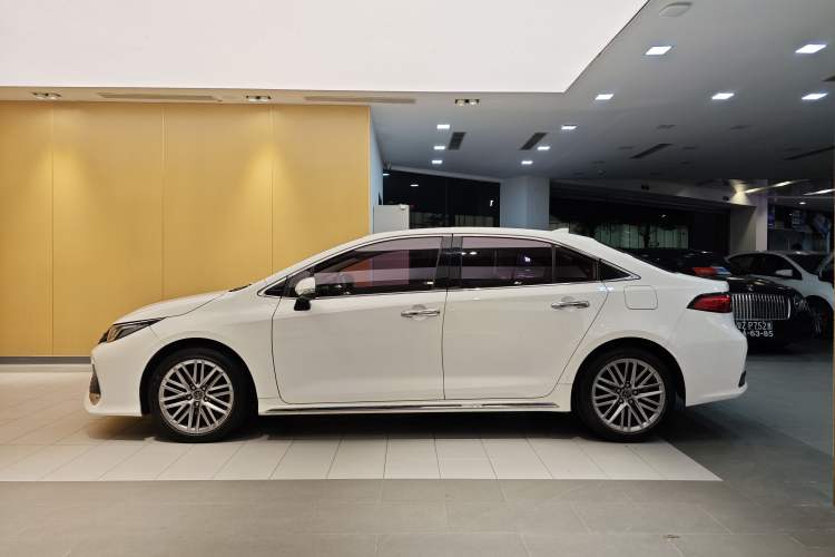 Used Toyota Allion 2021 2.0L Deluxe Edition