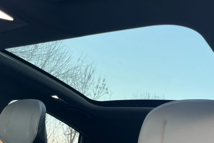 Used Changan UNI-V 2022 1.5T Prestige Version
