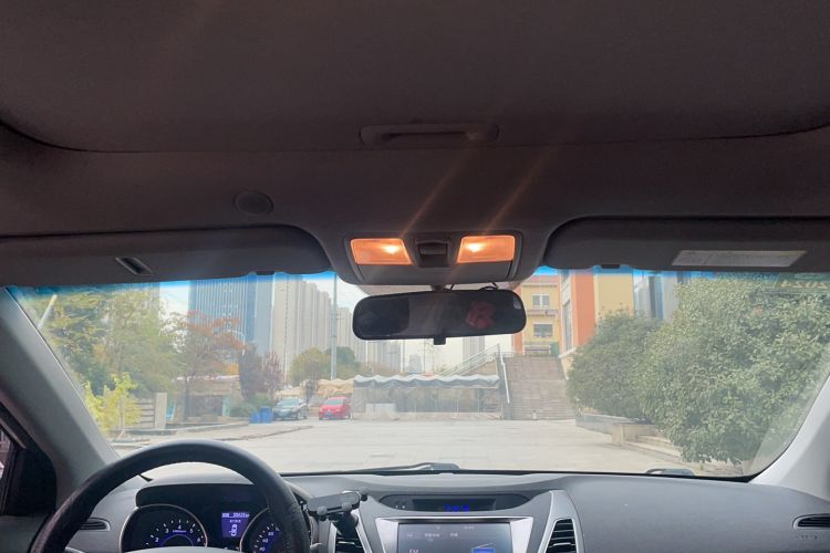 Used Hyundai Elantra 2016 1.6L Manual Prestige Edition
