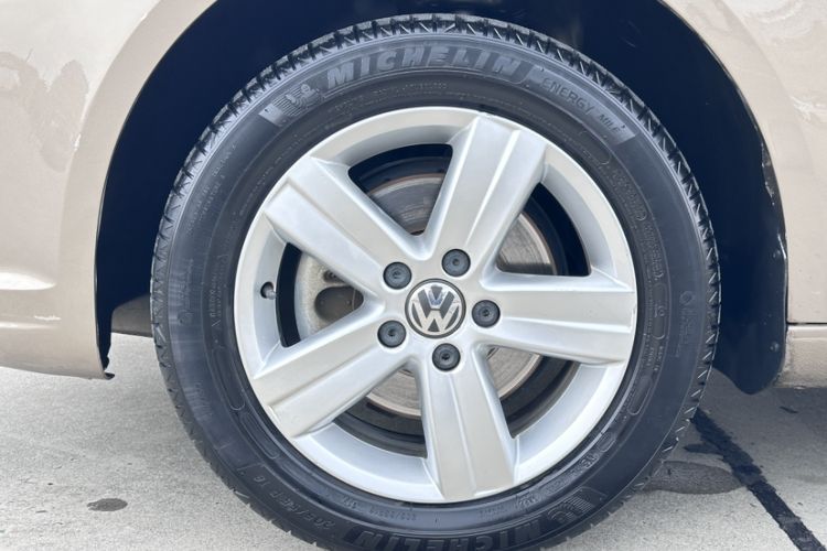 Used Volkswagen Touran 2015 1.4T DSG Comfort Edition 5 Seats