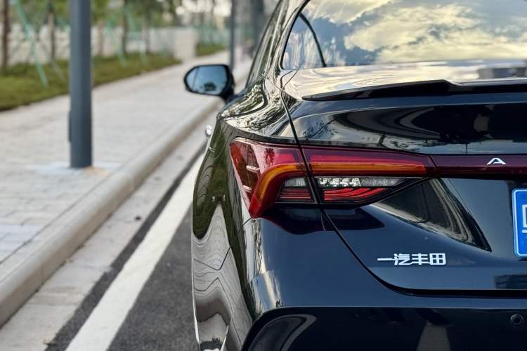 Used Toyota Avalon 2023 2.5L Luxury Edition