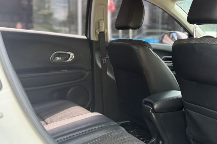 Used Honda Vezel 2017 1.8L CVT 2WD Elite Model
