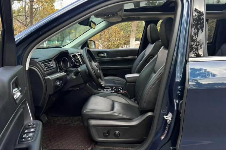 Used  Grand Commander 2022 2.0T Four-Wheel Drive Luxury Edition