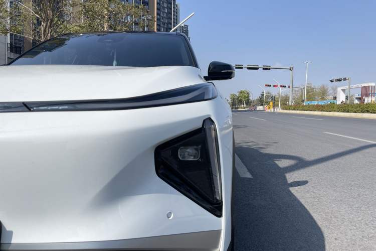 Used  L7 2025 EM-i 115km Exploration+ Edition